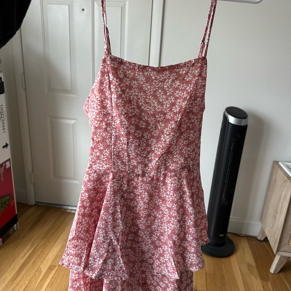 SHEIN Pink Daisy Print Tiered Mini Dress